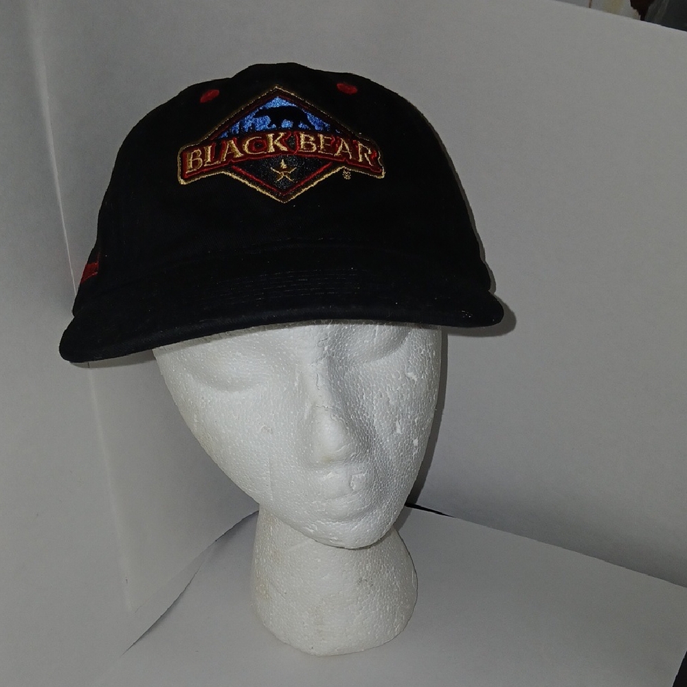 Black Bear Men Black Cap NWT